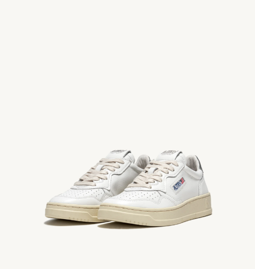 MEDALIST LOW SNEAKERS IN WHITE AND SILVER LEATHER