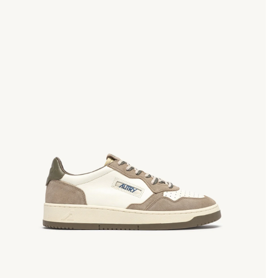 MEDALIST LOW SNEAKERS IN COVERT GREEN AND LICORICE LEATHER AND SUEDE