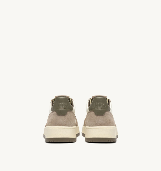 MEDALIST LOW SNEAKERS IN COVERT GREEN AND LICORICE LEATHER AND SUEDE
