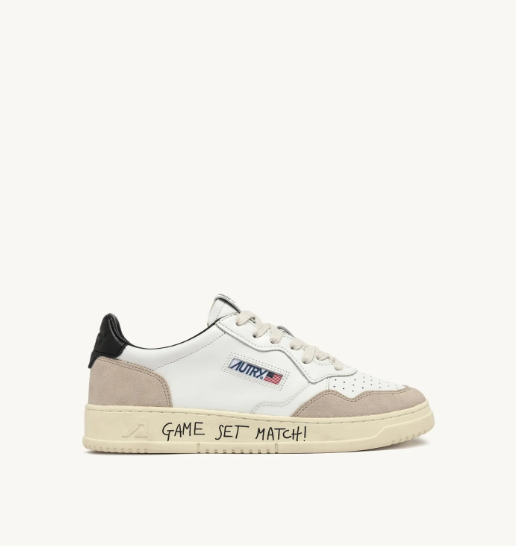 MEDALIST LOW SNEAKERS IN WHITE AND BLACK SUEDE AND LEATHER WITH LETTERING