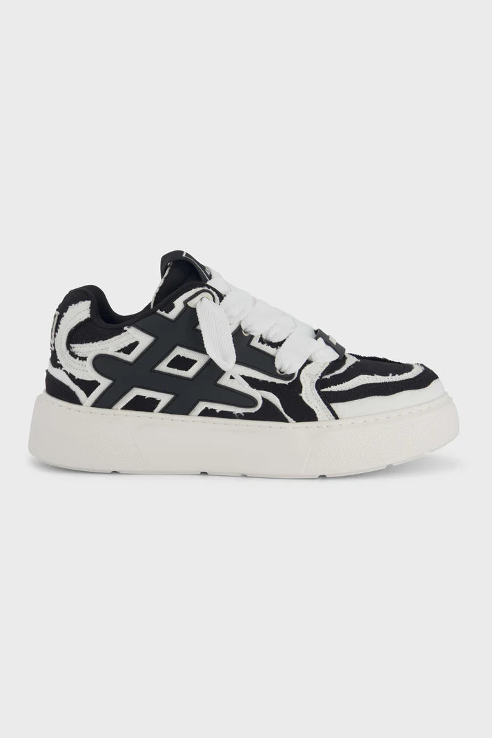 Star Line Canvas Black